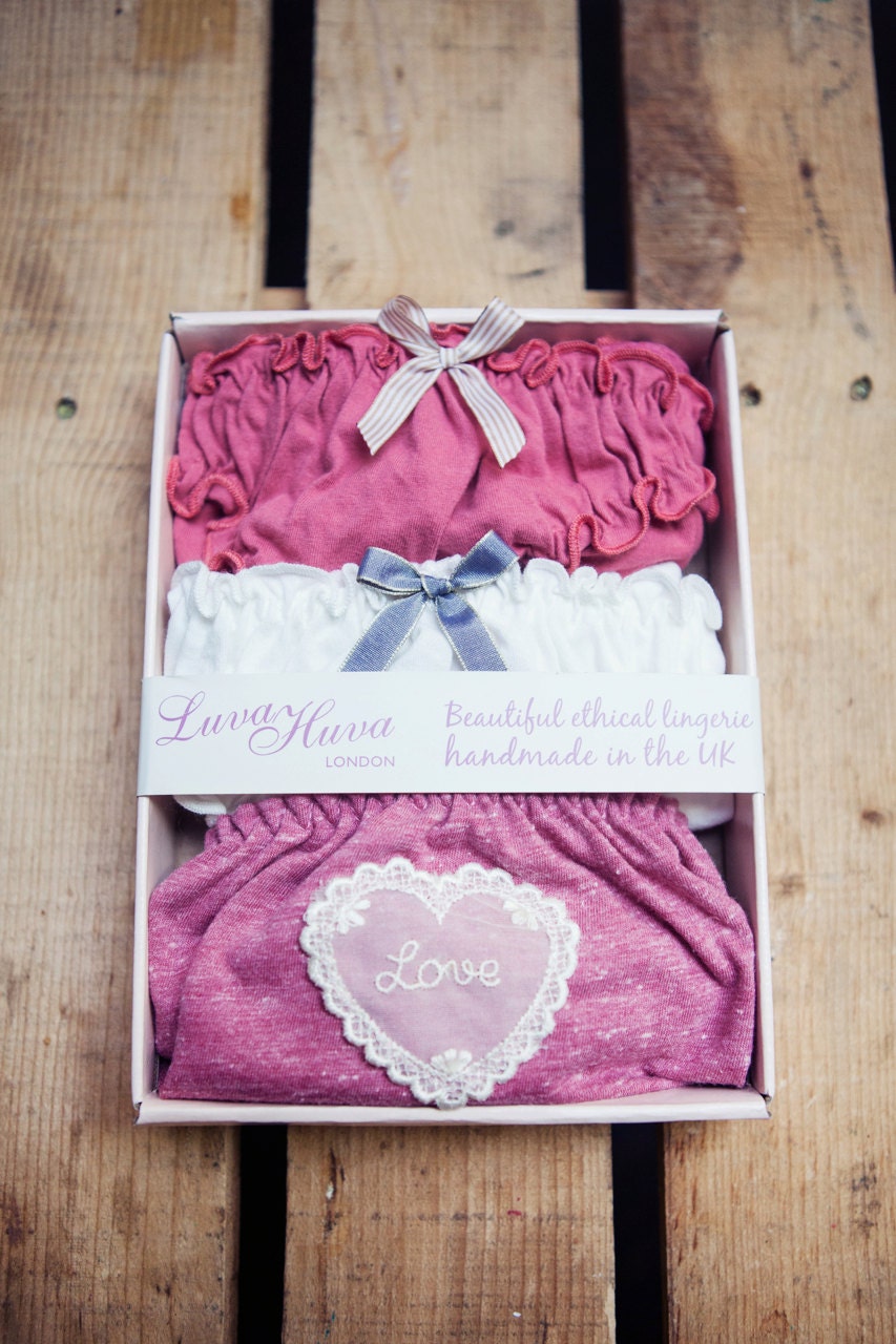 Lingerie set - 3 x Panties, lace love panty, cream and coral  Panty