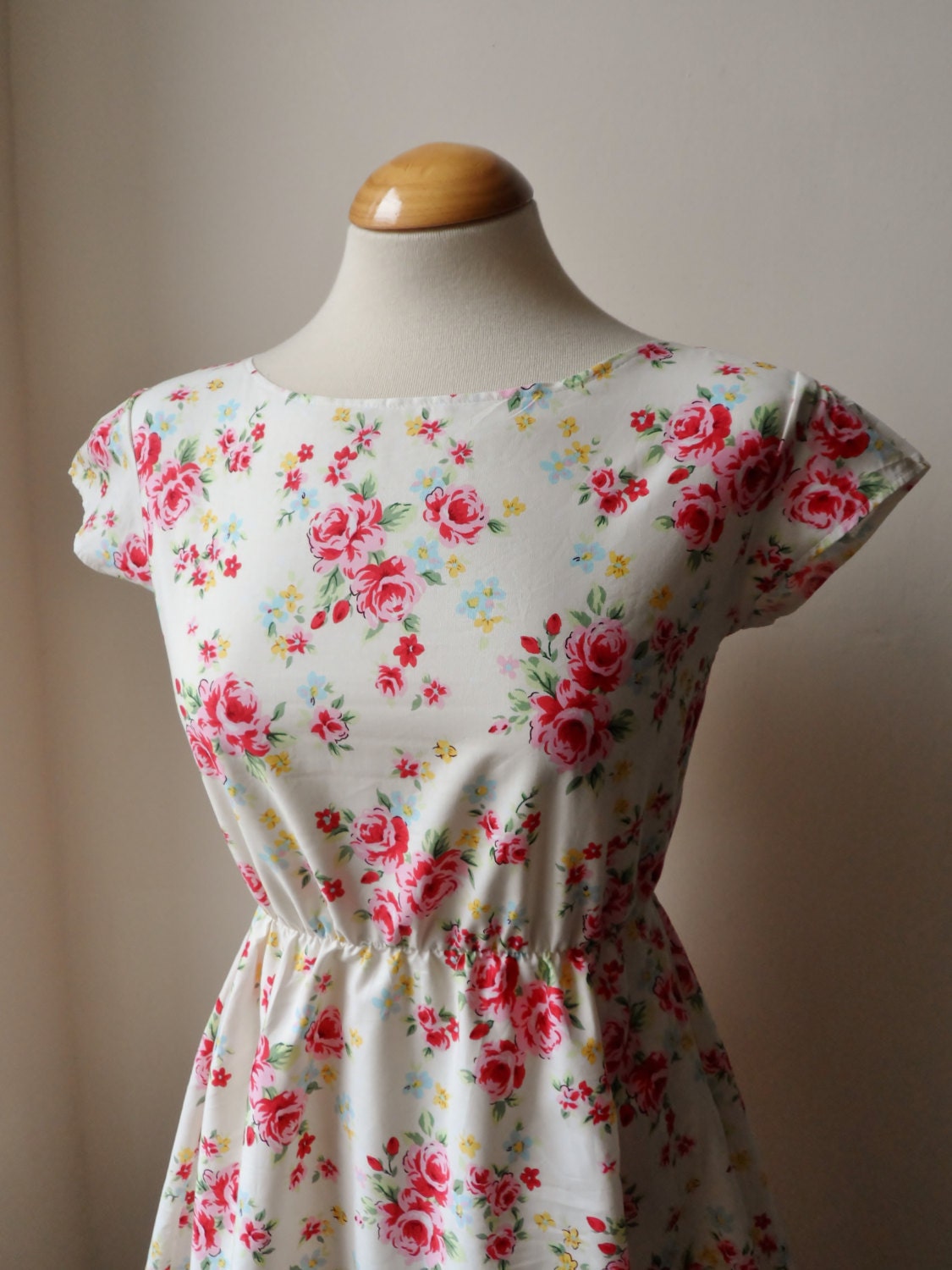 Floral Vintage Rose Dress / English Whimsical Rose Floral Tea Dress in Cream / Handmade / Choose Your Size