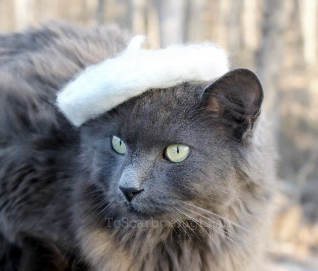 Cat Beret - White French Chic - Wool Felted Beret