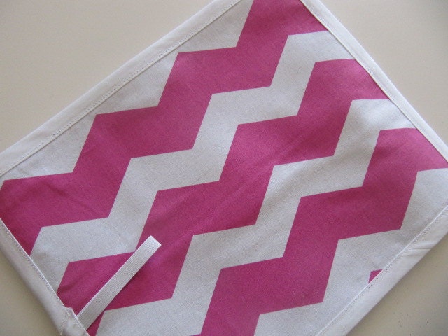 Pink Chevron TRAVEL chalkboard mat/placemat (a)