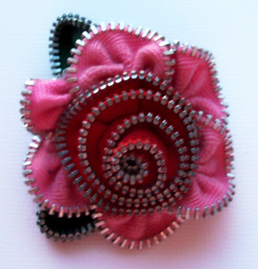 Hot Pink and Red Floral Brooch / Zipper Pin by ZipPinning 2344