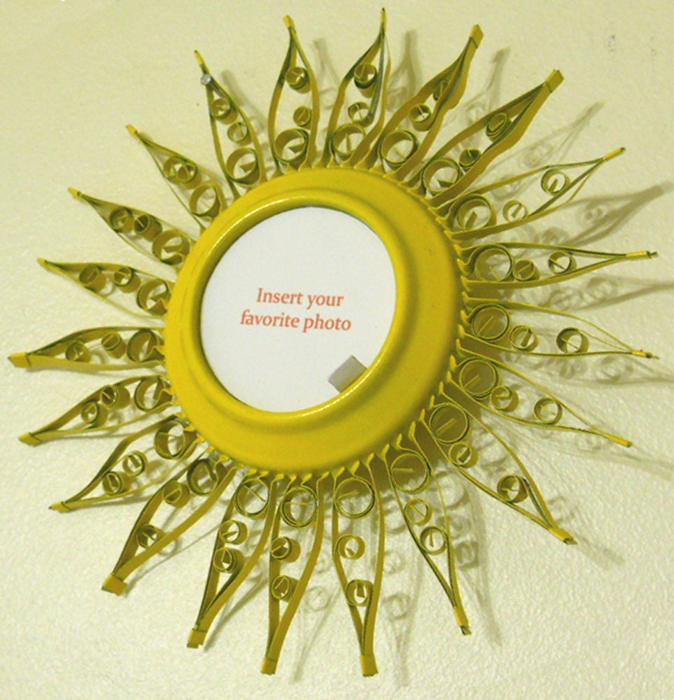 Sunburst Photo Frame, Made from Aluminum Can