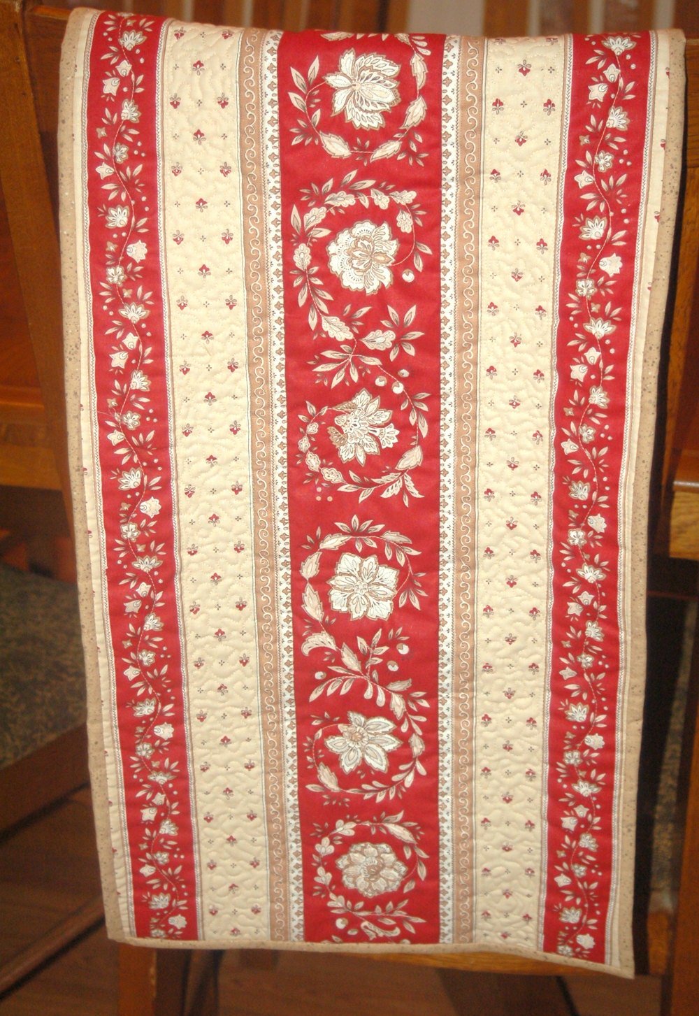 Provence Flower Tablerunner