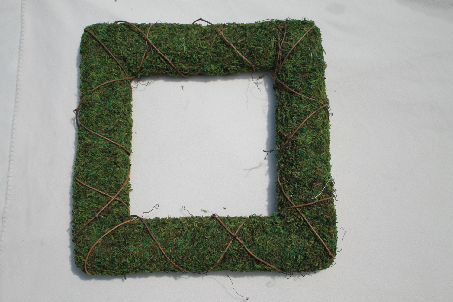Moss and Twine Square Wreath 24 inch