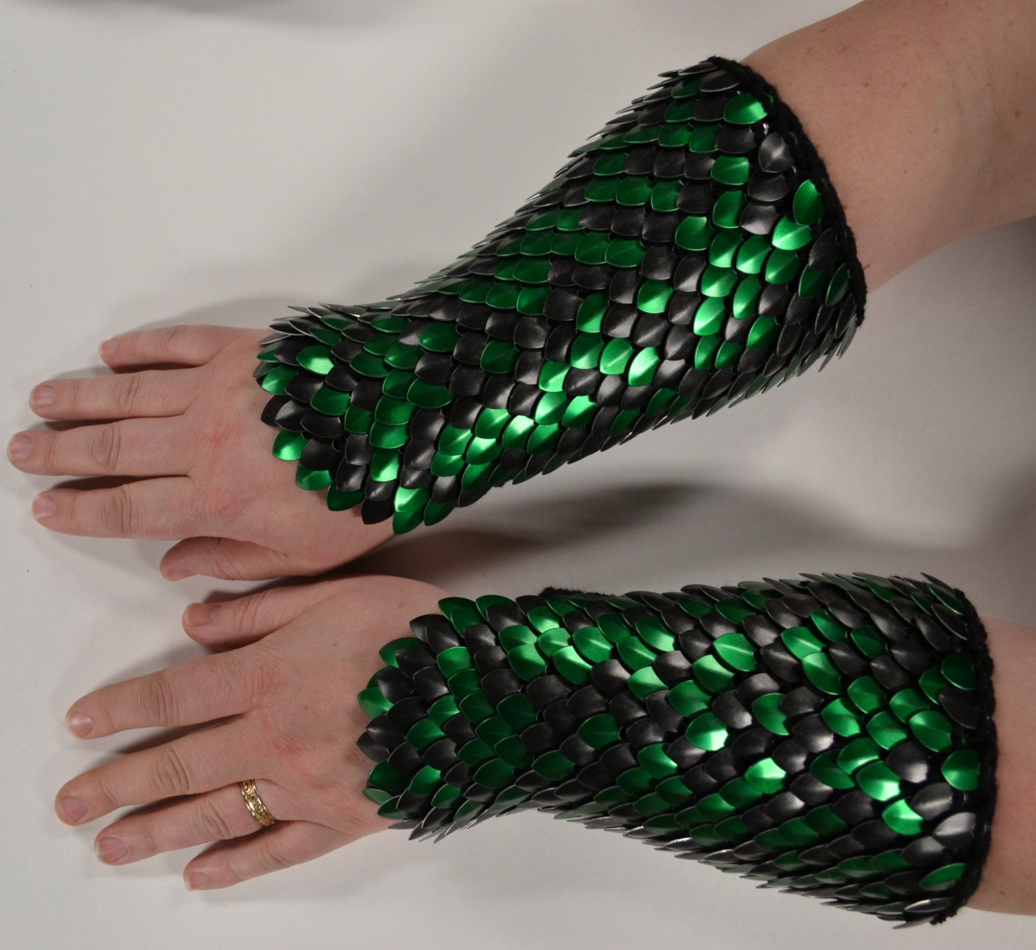 Scalemail Armor Bracers Knitted Dragonhide Size extra large ready to ship
