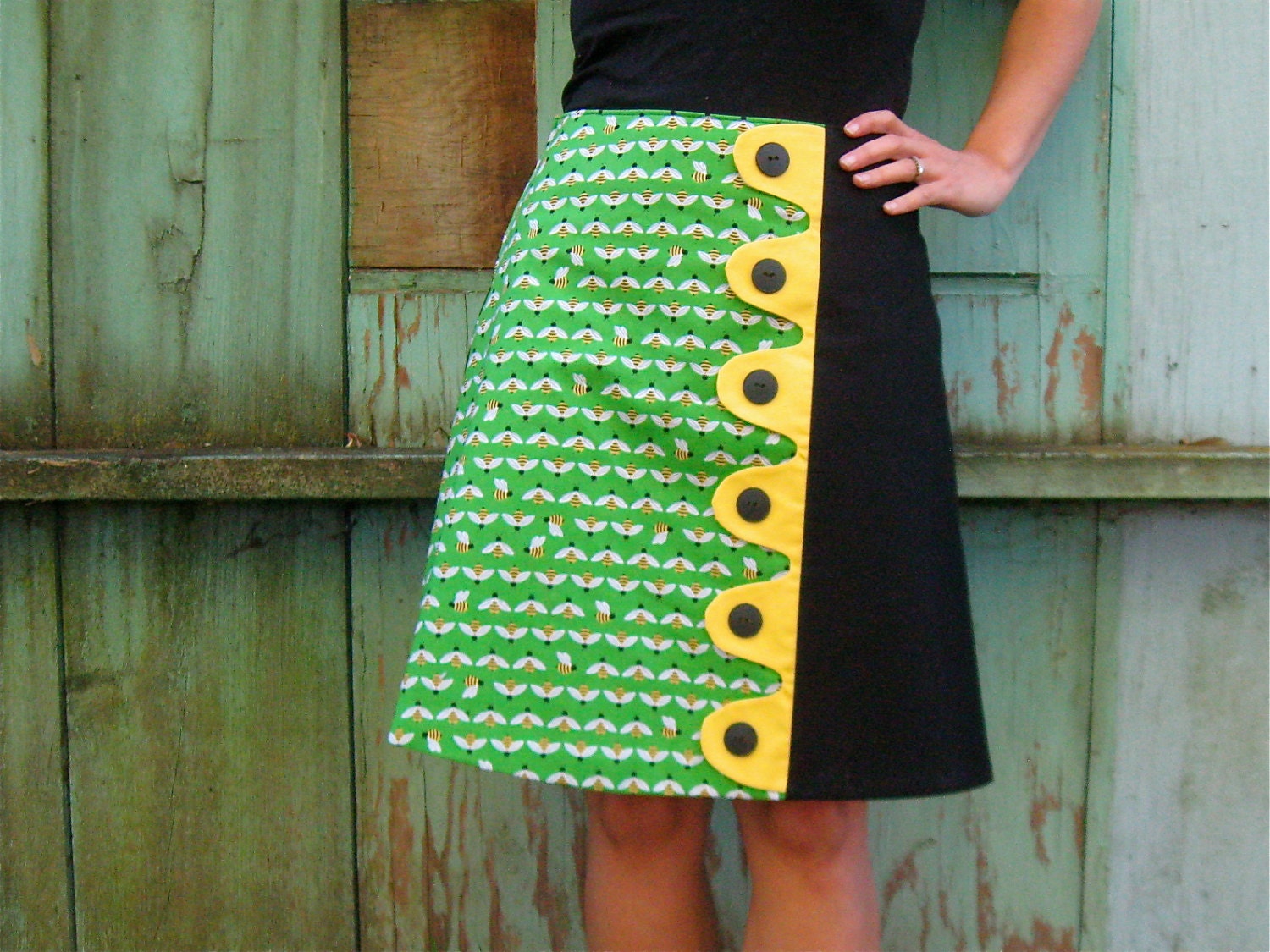 Buzzzzzzzz asymmetrical a-line skirt Sz 2