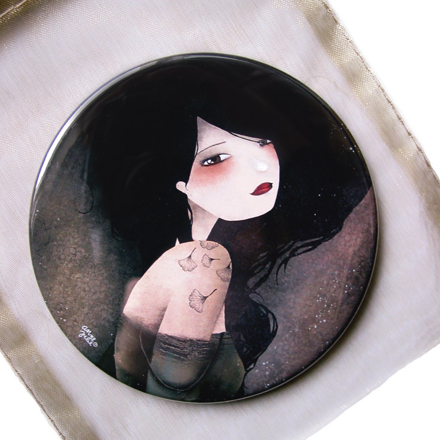 Lily - Pocket Mirror