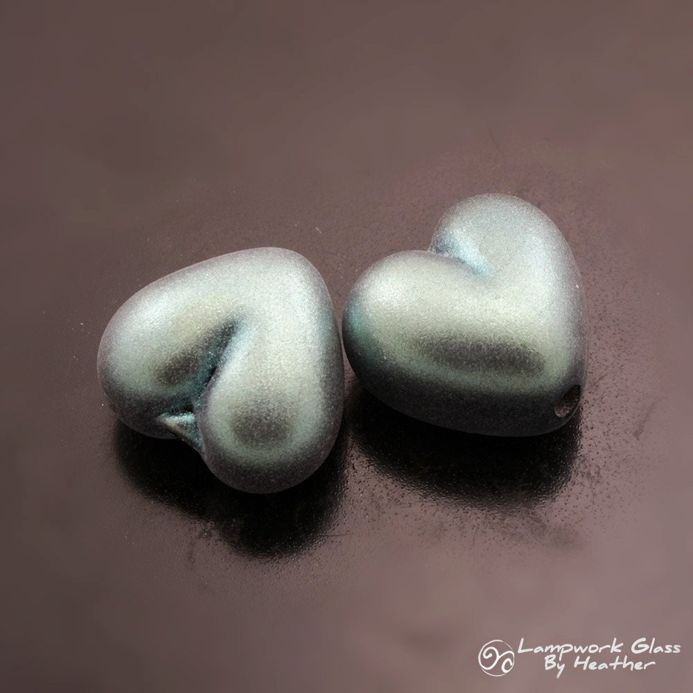 Handmade Lampwork Heart Beads Green Pixie Dust on Black Earring Pair Heather Behrendt BHV SRA LETeam