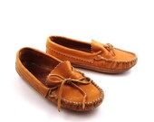 SALE Moccasin Shoes  Vintage Tan Brown Leather Soft Sole Men's size 7