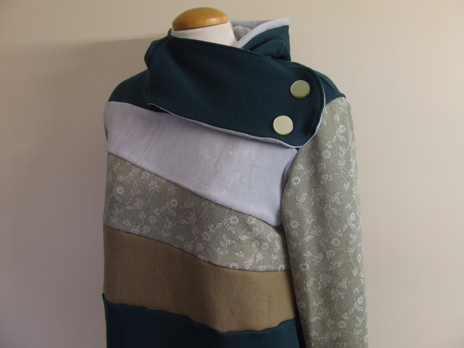 GREEN TEA  - Hoodie Sweatshirt Sweater - Recycled Upcycled - One of a Kind Women - LARGE