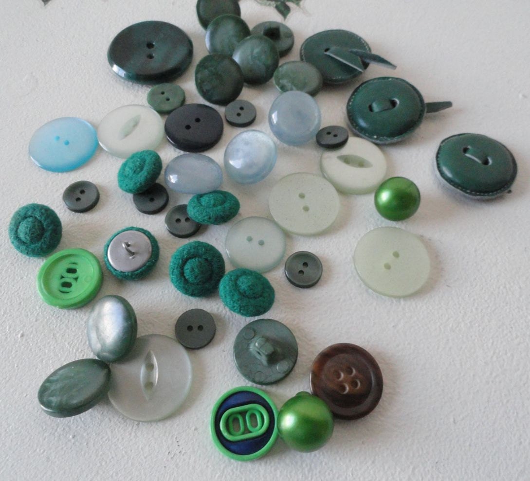 Vintage Green Mix Buttons