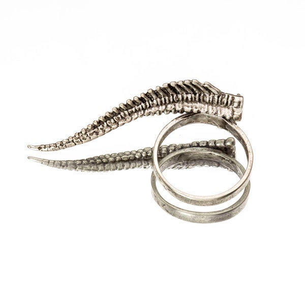 DINOSAUR TAIL FEATHER double finger duster ring - antique silver finish