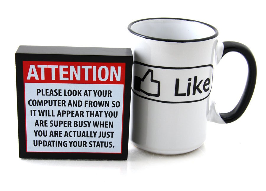 facebook status update mug and sign, funny gift for grad