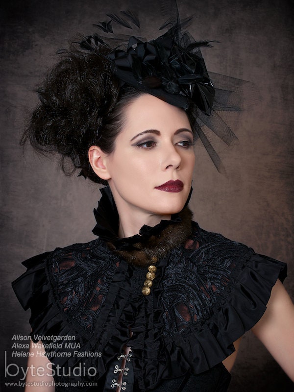Rust and Black Victorian high fashion goth anime ruffle collar with fancy lace overlay and sheer ruffle