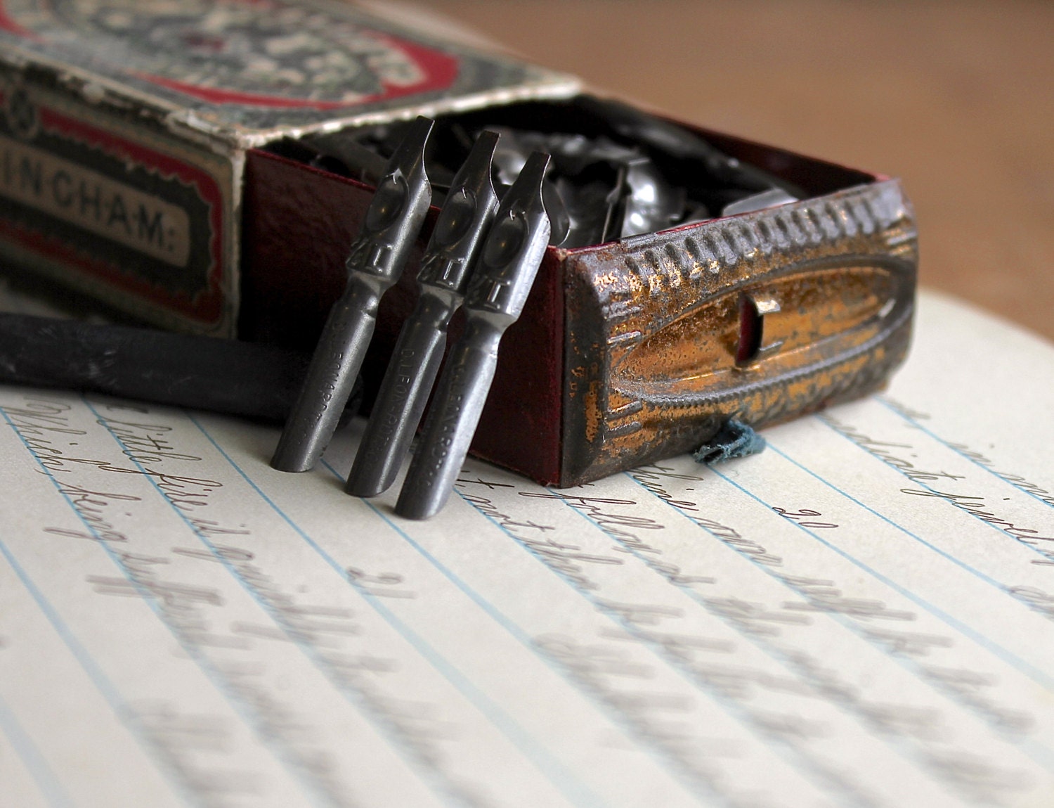 Writing the Old Way - Antique Pen Nibs - Made in England - D. Leonardt and Co. - Supplies - Vintage - Calligraphy - Collectible
