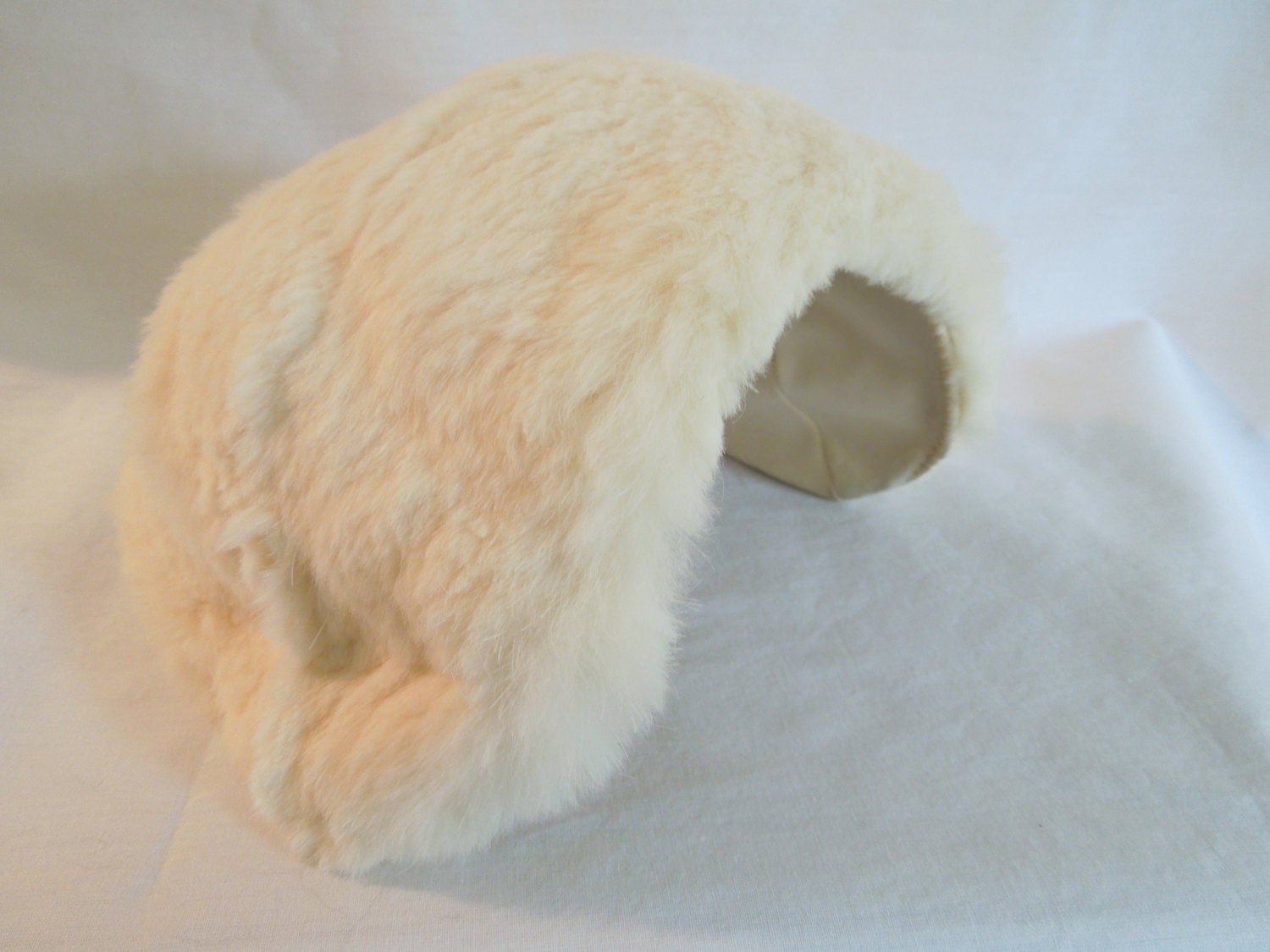 Vintage Ivory Fur Cap Style Headpiece