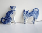 Kitten - Handpainted Delft Porcelain Brooch
