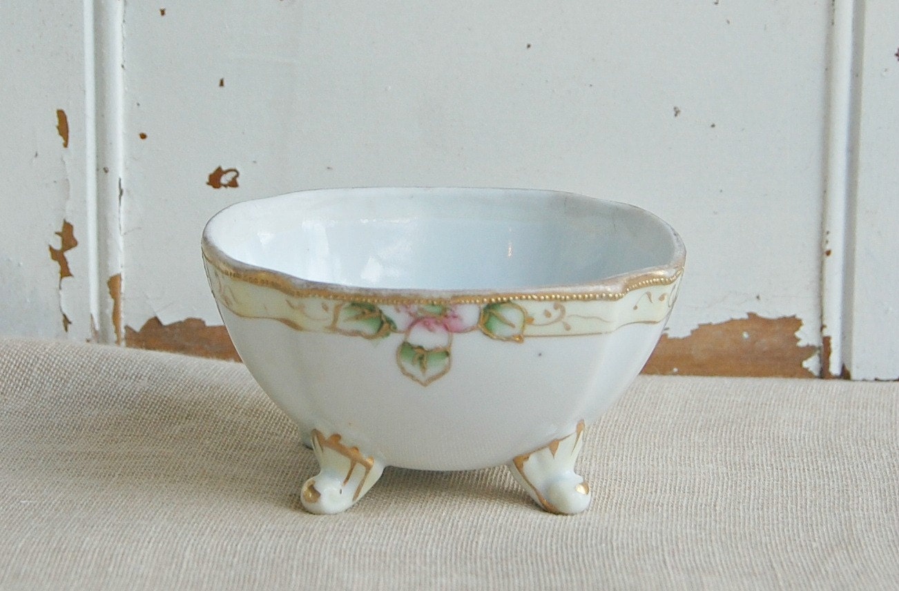 Hand Painted Nippon Bowl / Trinket Dish /  Green Leaves / Gold Trim / Pink Flower
