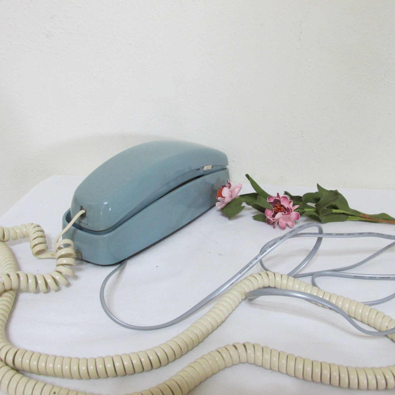 Trimline Telephone Push Button Blue