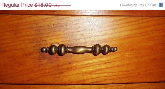 SALE ENDS 5/9 Vintage kitchen handles