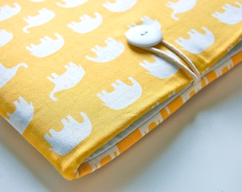 Yellow Elephants Laptop Sleeve, Ultrabook Case, Padded Cover for up to 13.3" Ultraportable PC laptops