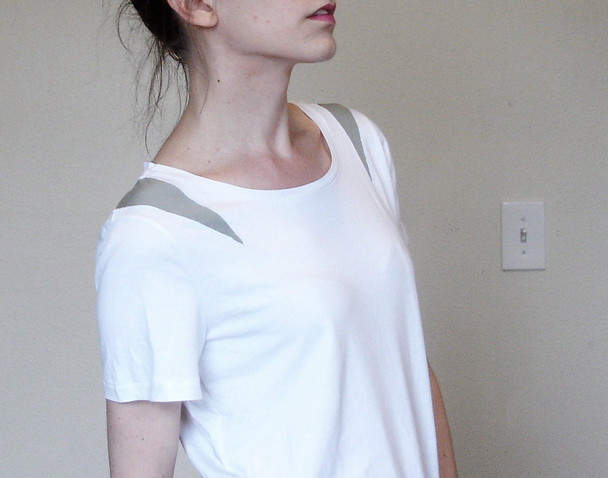 Cut Out Bamboo T Shirt Large