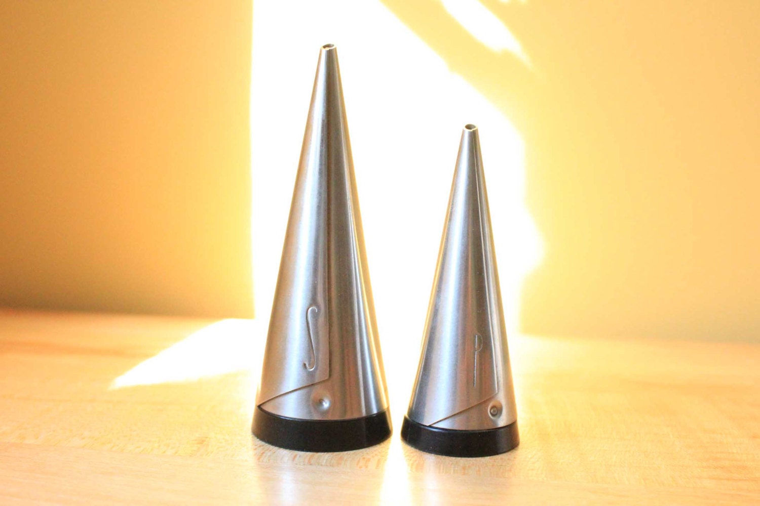 Pierre Forssell salt and pepper shakers for Gense Sweden.
