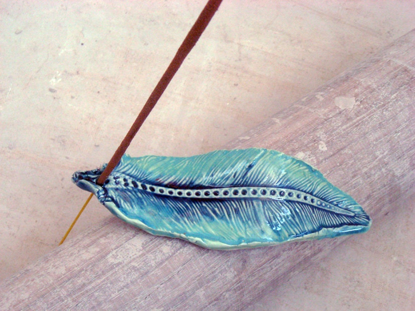Incense stick holder in shades of blue and turquoise