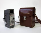 Bell and Howell Two Twenty 8mm Camera with Leather Case 50s / Excellent Condtion