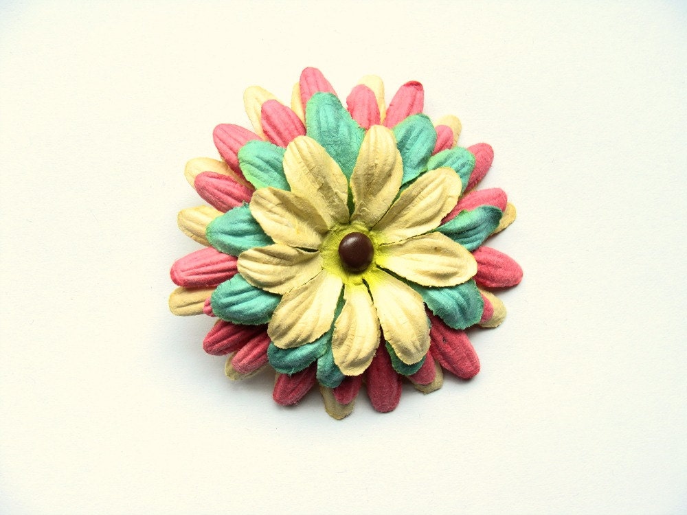 Large flower hair clip - Lazy Daisy in tan/aqua/pink
