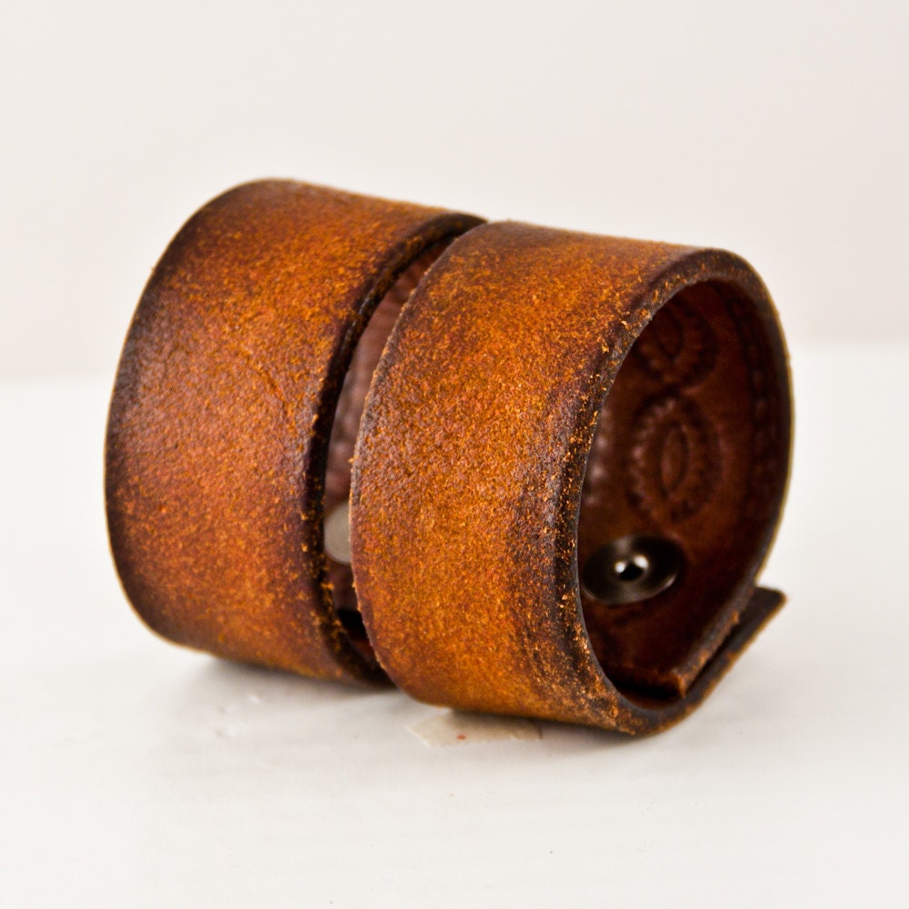 Rustic Primitive Jewelry / Vintage Leather Cuff - Bracelet - Old - Worn - Distressed - Festival