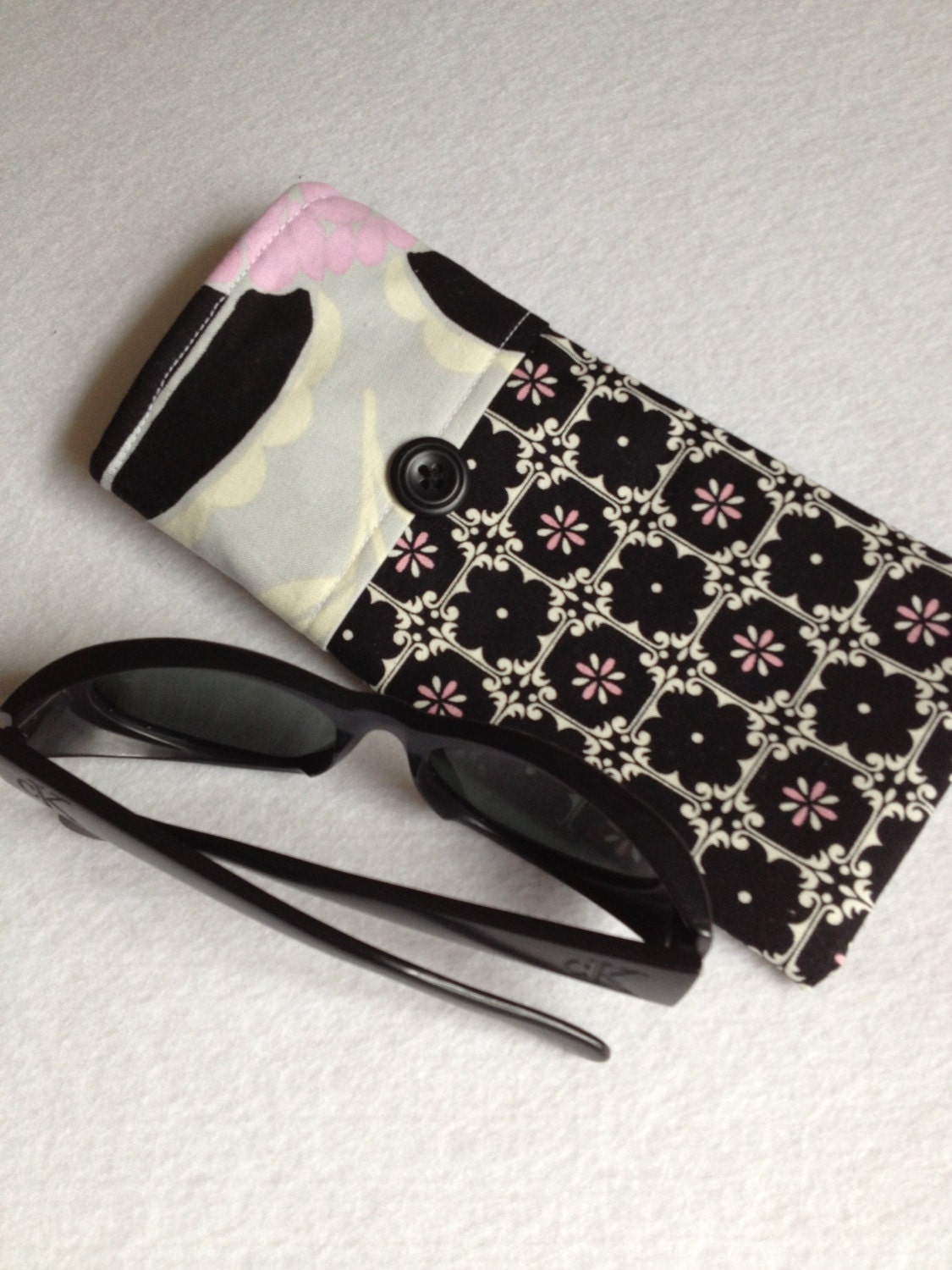 Sunglasses Case, large size glasses sleeve, black, white and pink,  eyeglass cozy, soft case, gift for women, chic