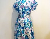 ON SALE Vintage White & Blue Floral Full Skirt Day Dress - M