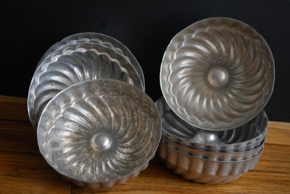 Baking Muffin Tin Fluted Mold  Trio set of 3