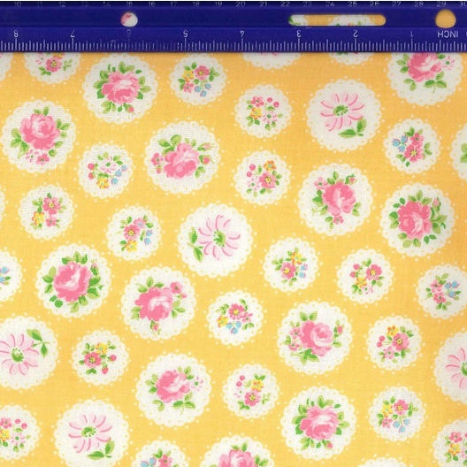 Japanese, ATSUKO MATSUYAMA, 30's Collection, Floral Scallop Doilies in Yellow, 1/2 Yard