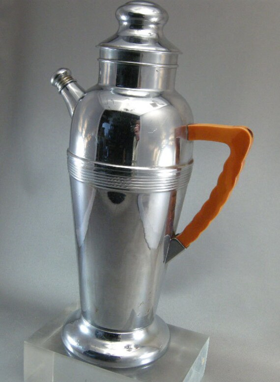 Vintage Art Deco Chrome Plated Cocktail Shaker w/ by cerritorose