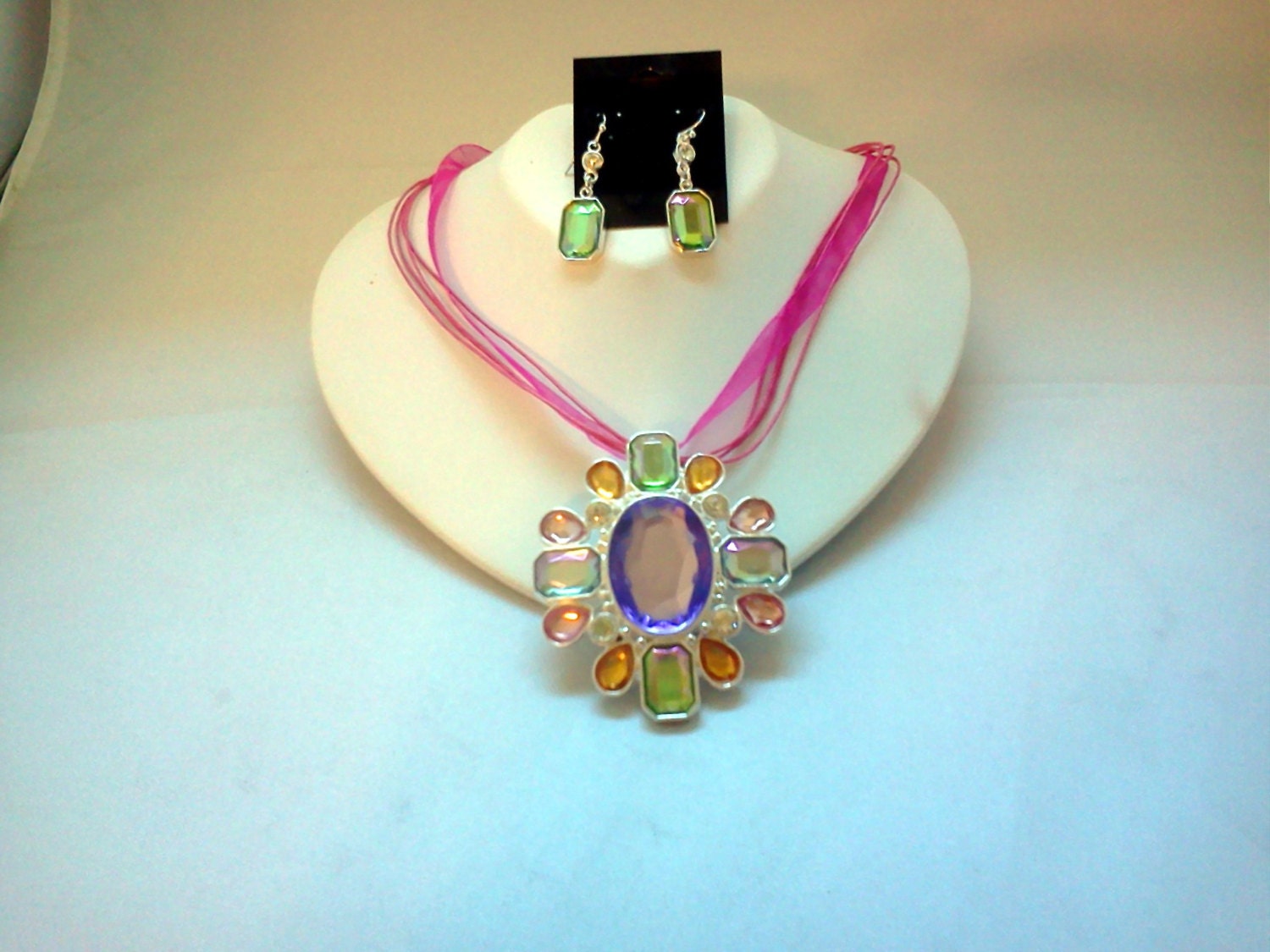 Gatsby Glamour Girl crystal pendant earrings and ribbon choker set