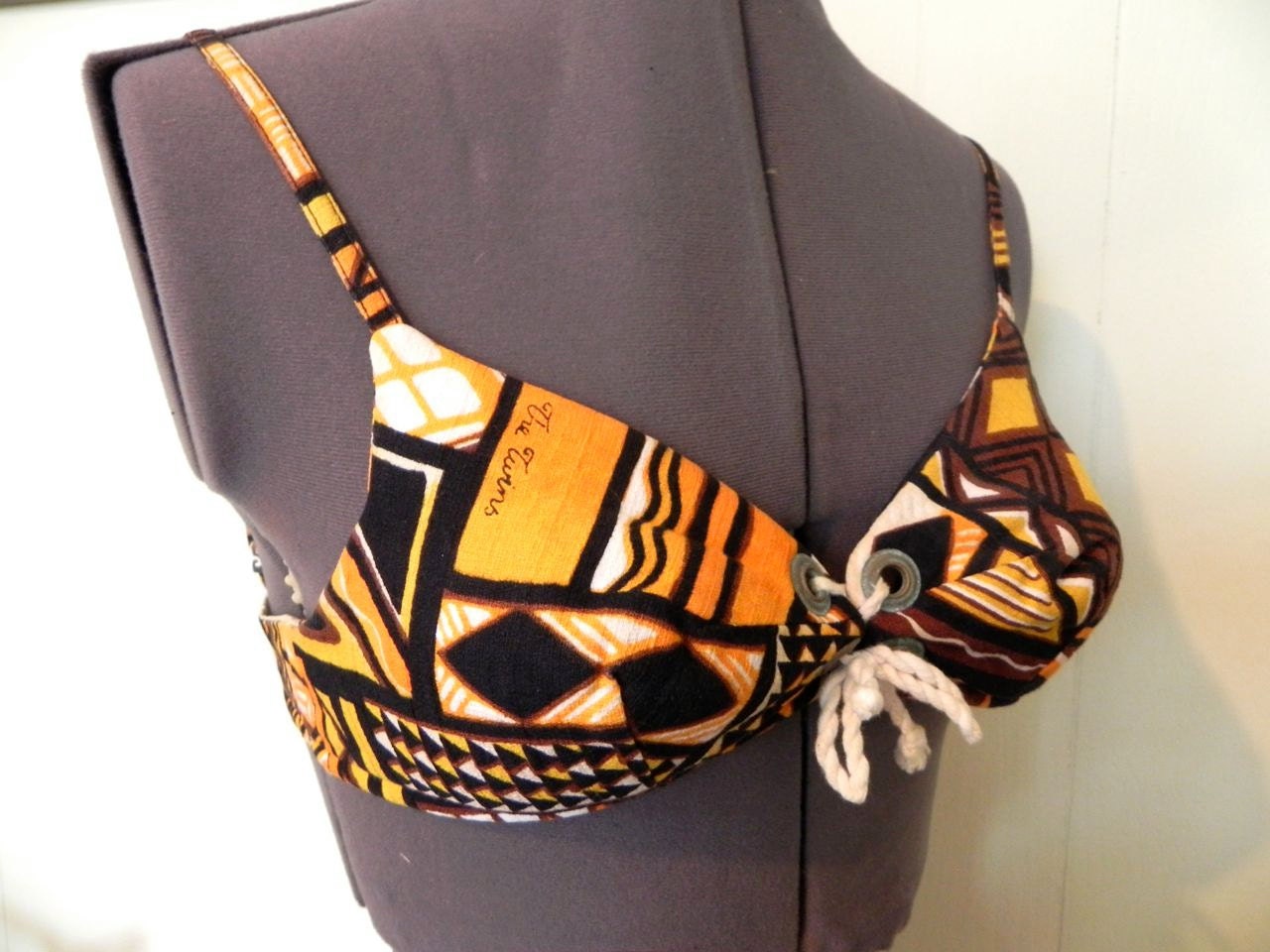 The Twins Vintage 50s 60s Bikini Push Up Bra Top with Hawaiian Print sz sm