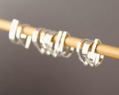 Simple Solid Snag-Free Mini Raindrop Ring Stitch Markers for Knitting
