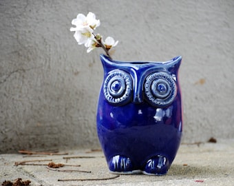 OWL planter  vase in navy blue