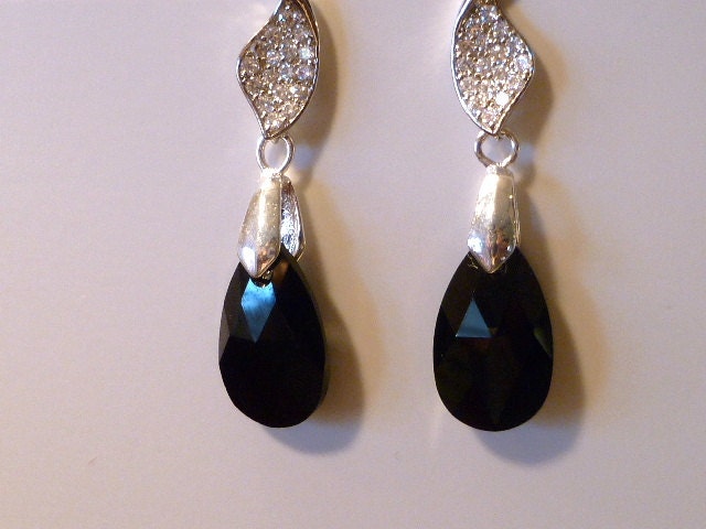 Black Crystal Earrings - Evening Sparkle