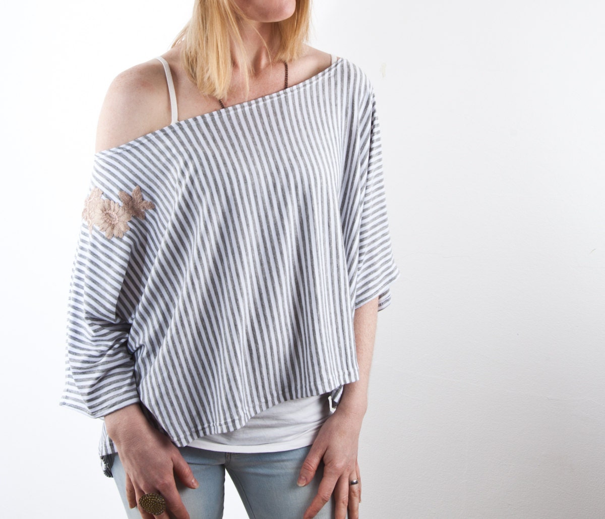 Linda striped jersey poncho top, loose fitted, woman, one size, size medium, size large, size extra large, lace, embroidery, grey