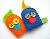 Odd Couple Plush Felt Finger Puppets - Orange and Blue Felt Finger Puppets