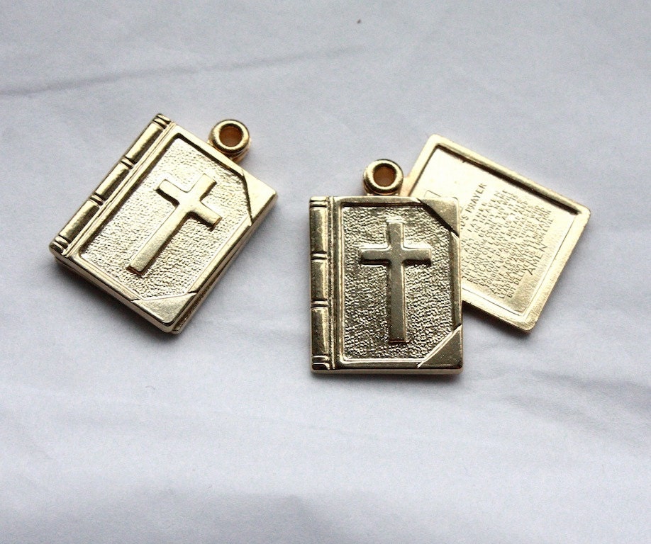 1 Vintage Sliding Bright Brass Bible Pendant with Lord's Prayer Inside