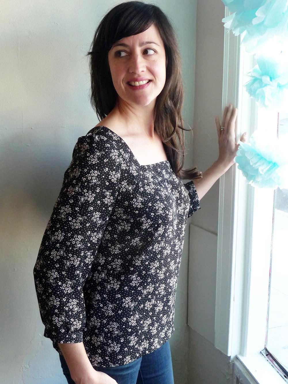 Ditsy Floral Print Peasant Top
