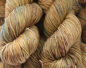 Aurelia - Taliesin DK MCN merino cashmere hand dyed yarn - 100g
