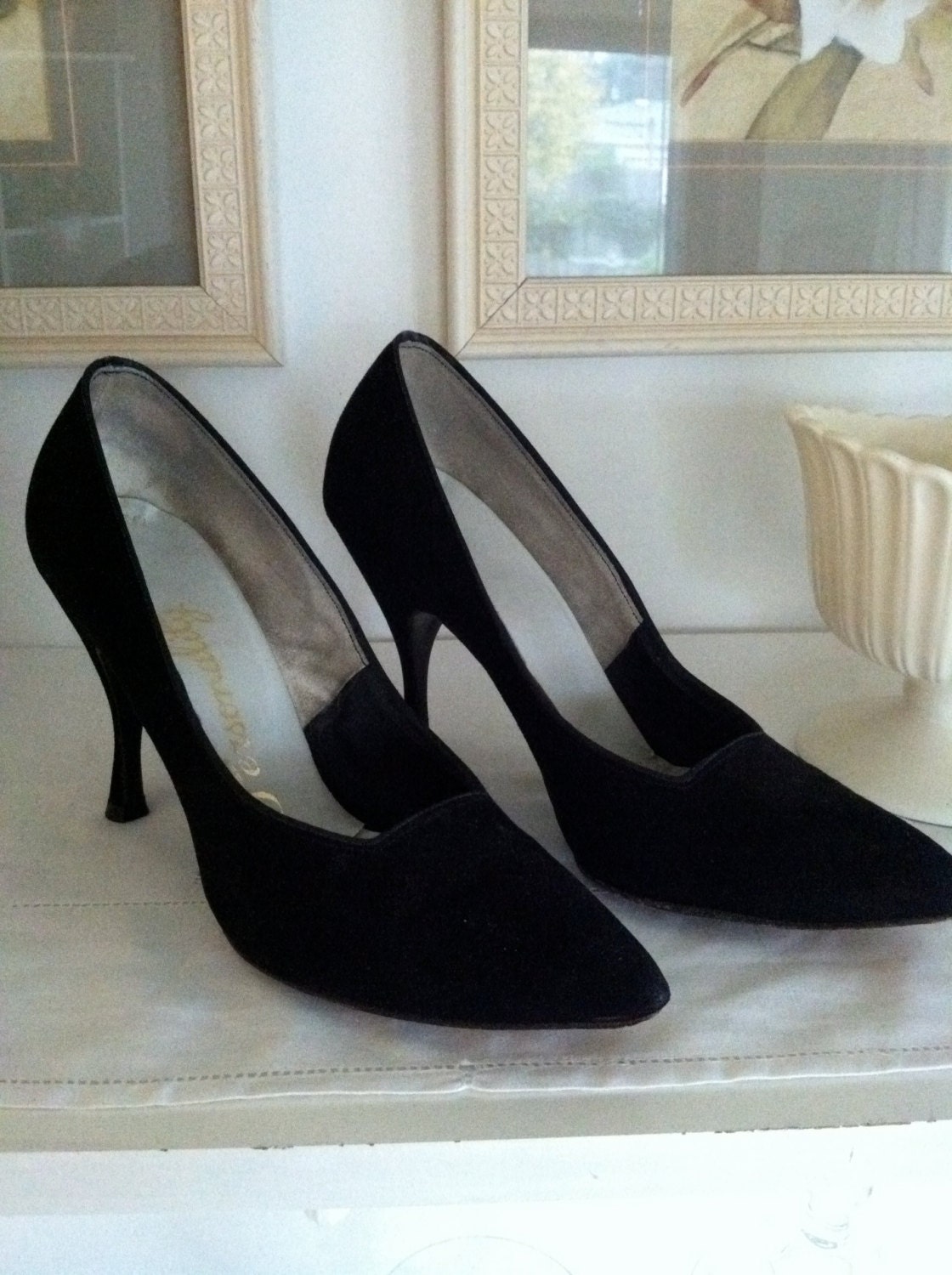 Fabulous 1950s black suede pumps