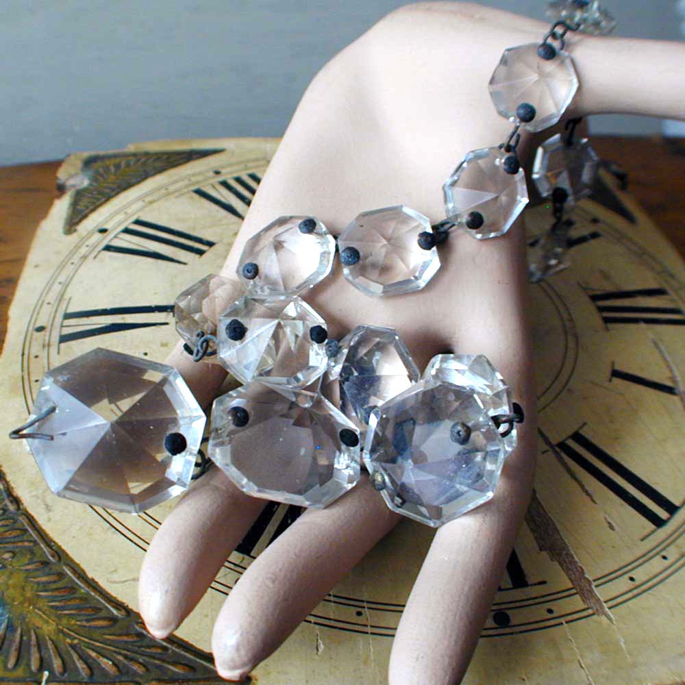 Large Crystal Glass Prism Graduated Strand