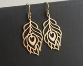 Large peacock feather earrings in golden bronze, bird feather, heart shaped, peacock earrings, feather earrings