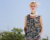 NEW Abstract green print blouse with hooks on shoulders